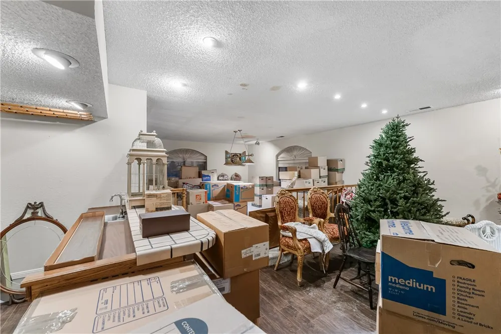 125 Lakeview Palmdale, CA 93551