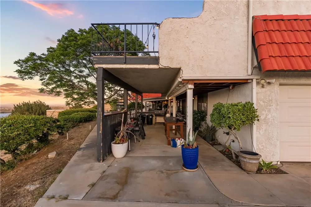 125 Lakeview Palmdale, CA 93551