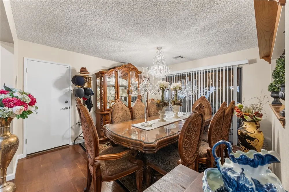 125 Lakeview Palmdale, CA 93551