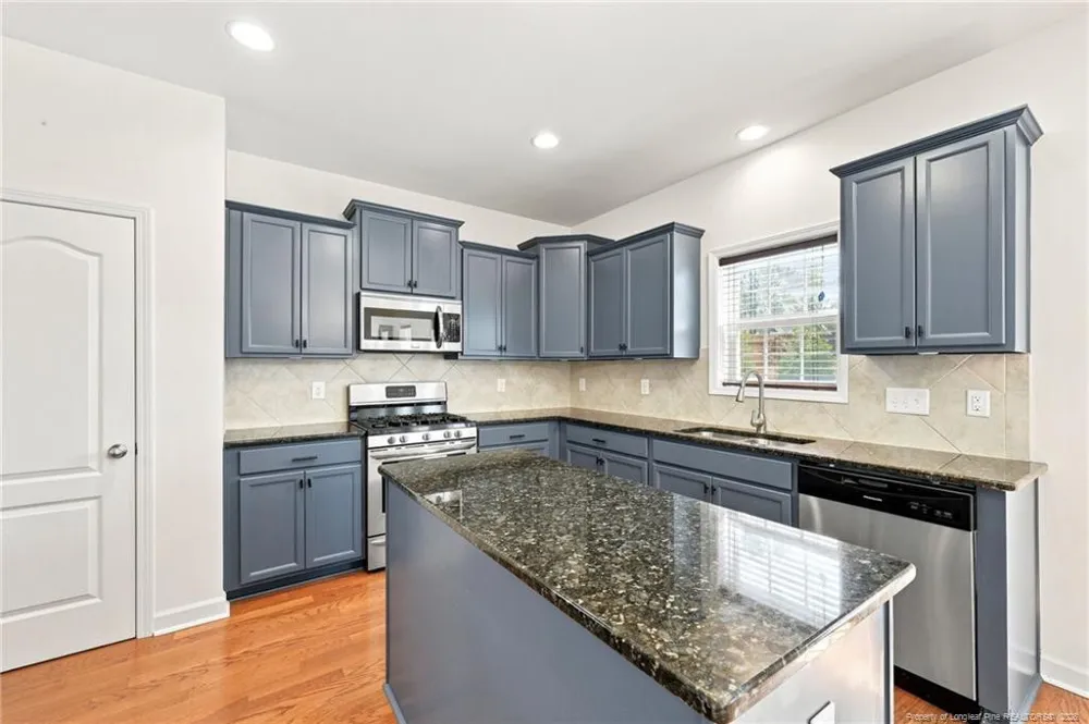 1105 Whitney Drive Aberdeen, NC 28315