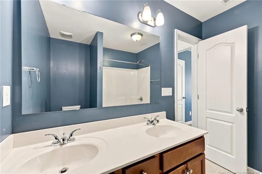 1105 Whitney Drive Aberdeen, NC 28315