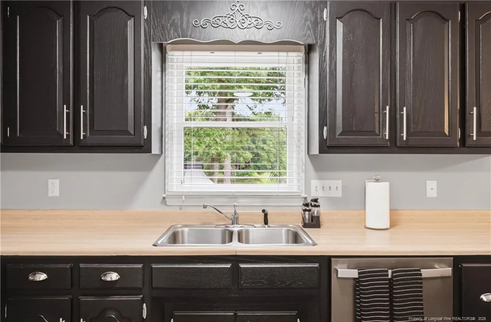 209 E Lochhaven Drive Fayetteville, NC 28314