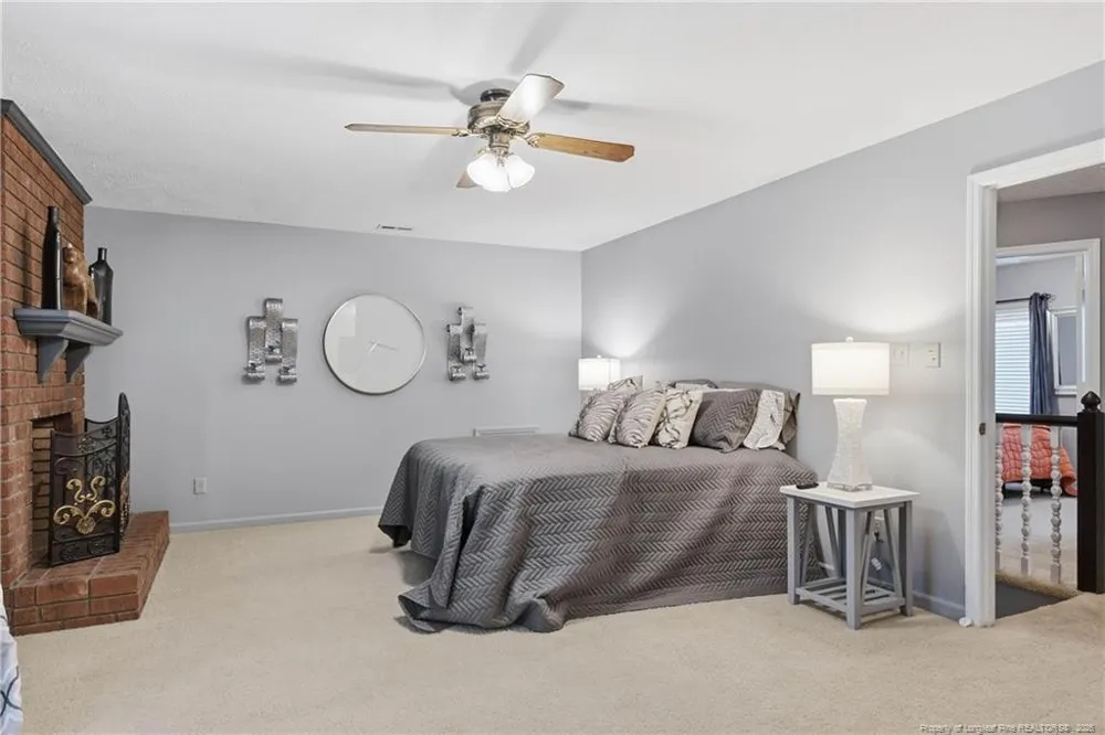 209 E Lochhaven Drive Fayetteville, NC 28314