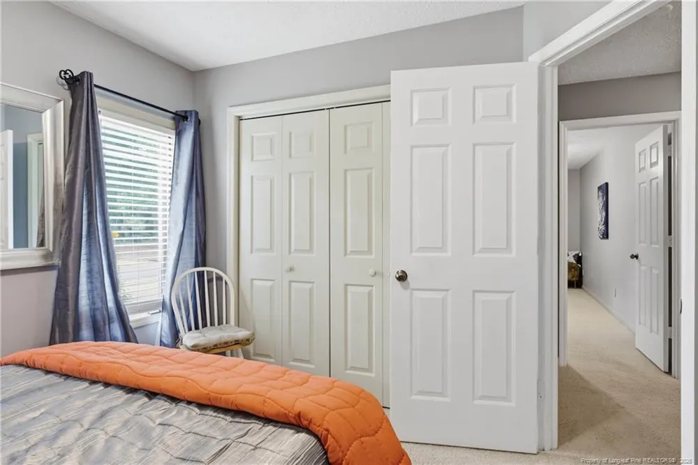 209 E Lochhaven Drive Fayetteville, NC 28314