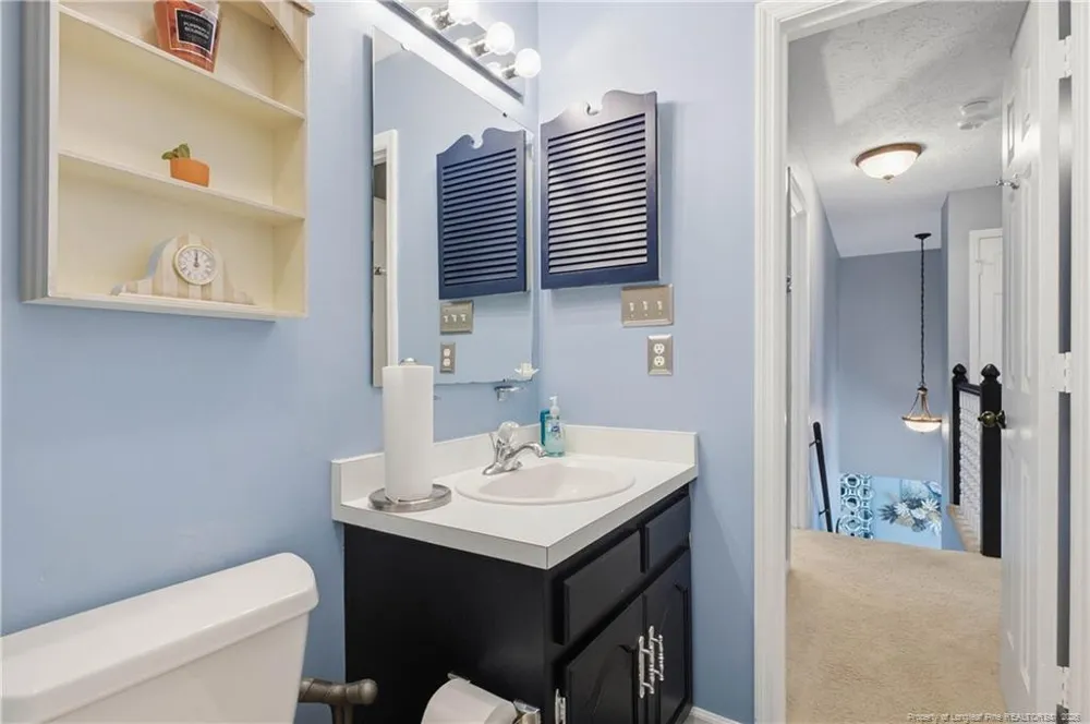 209 E Lochhaven Drive Fayetteville, NC 28314