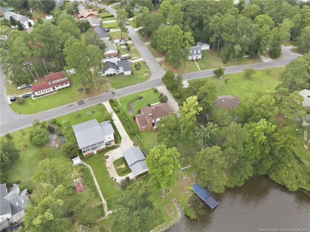 209 E Lochhaven Drive Fayetteville, NC 28314