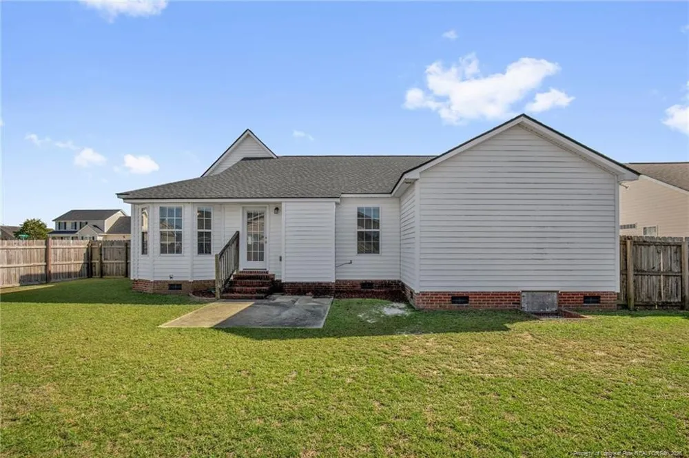 1402 Mingary Avenue Fayetteville, NC 28306