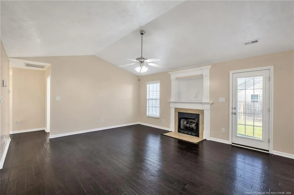 1402 Mingary Avenue Fayetteville, NC 28306