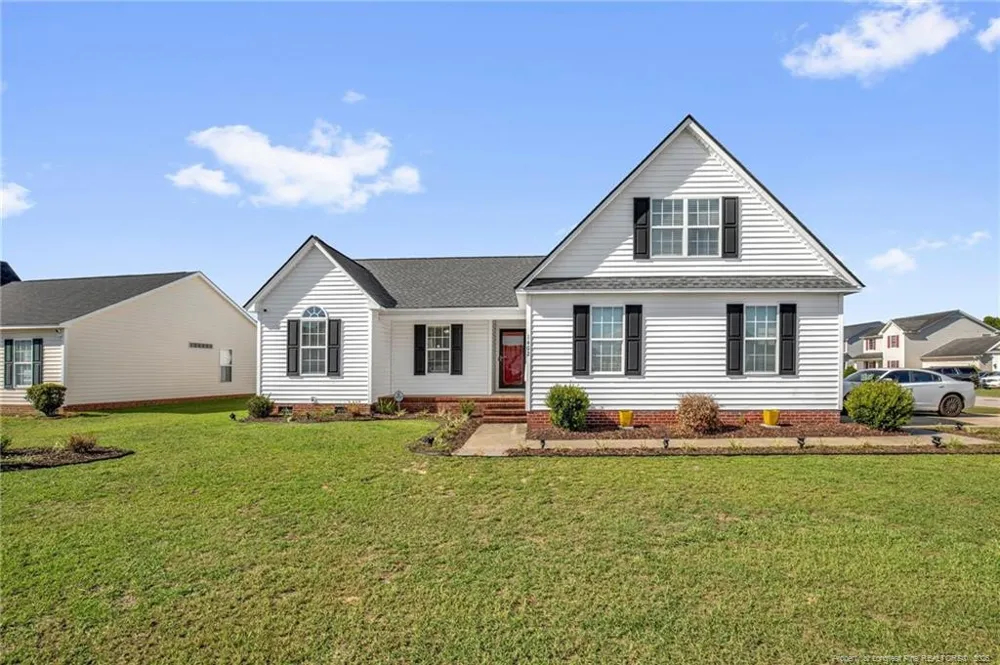 1402 Mingary Avenue Fayetteville, NC 28306