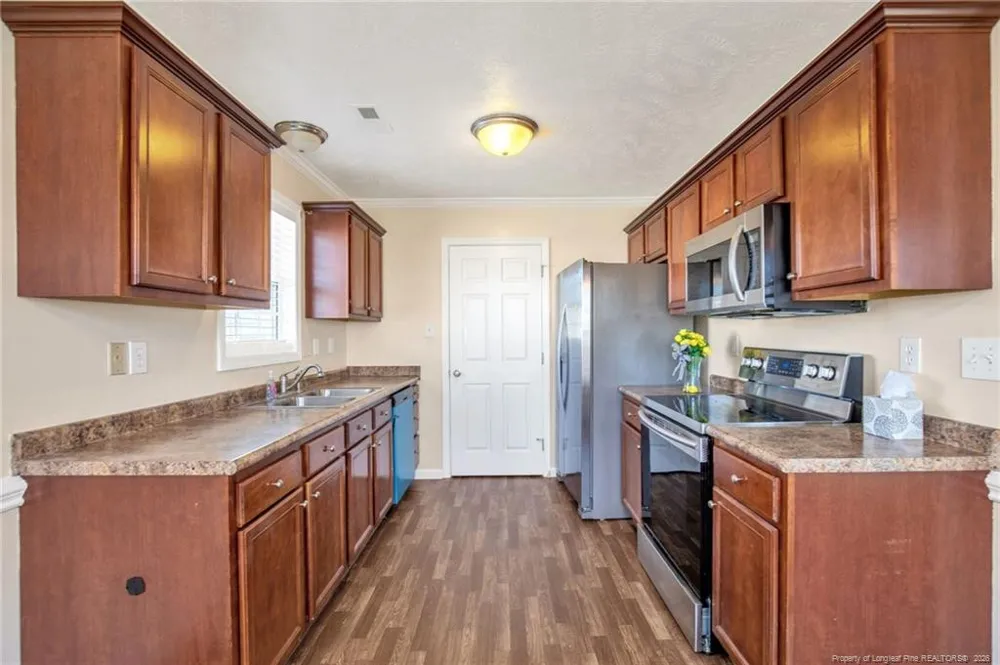 1402 Mingary Avenue Fayetteville, NC 28306