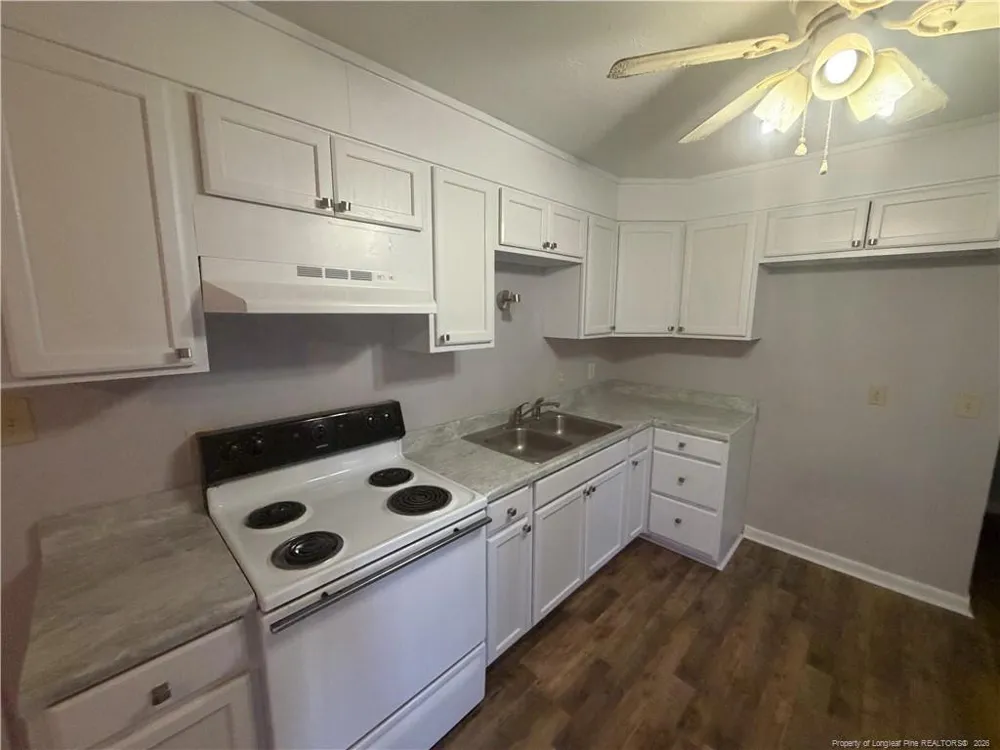 2101 Decor Street Fayetteville, NC 28304