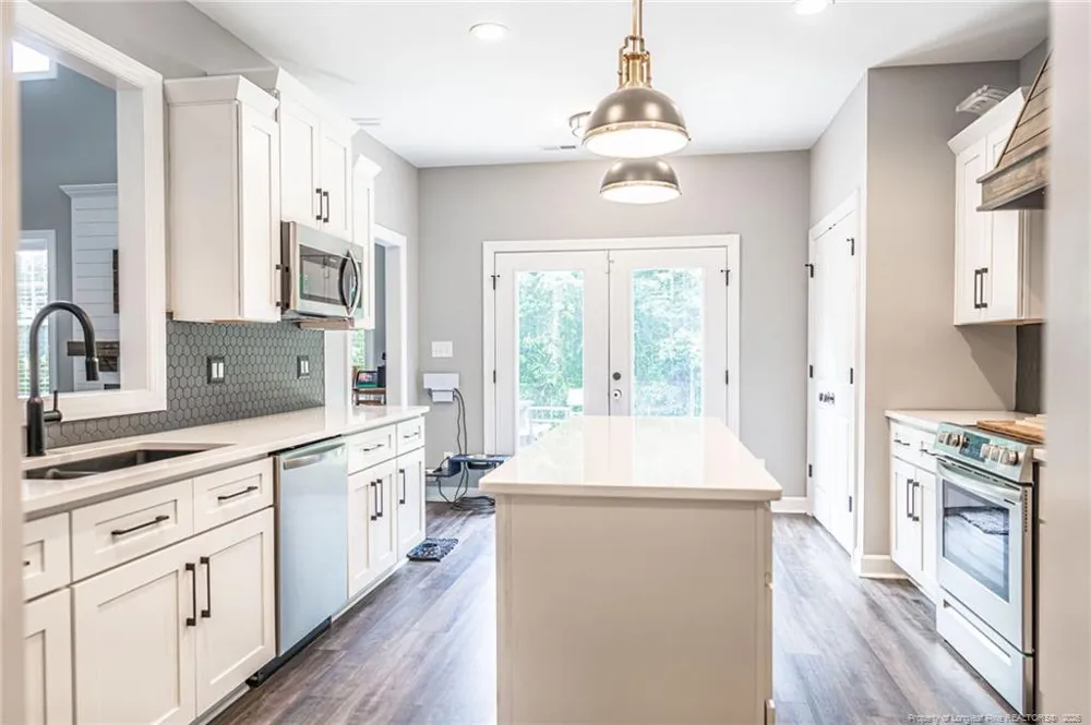 21 Solomon Drive Cameron, NC 28326