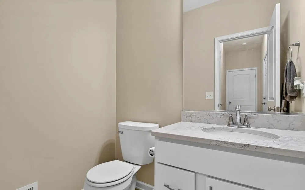 4108 Palomino Drive East Lansing City, MI 48823