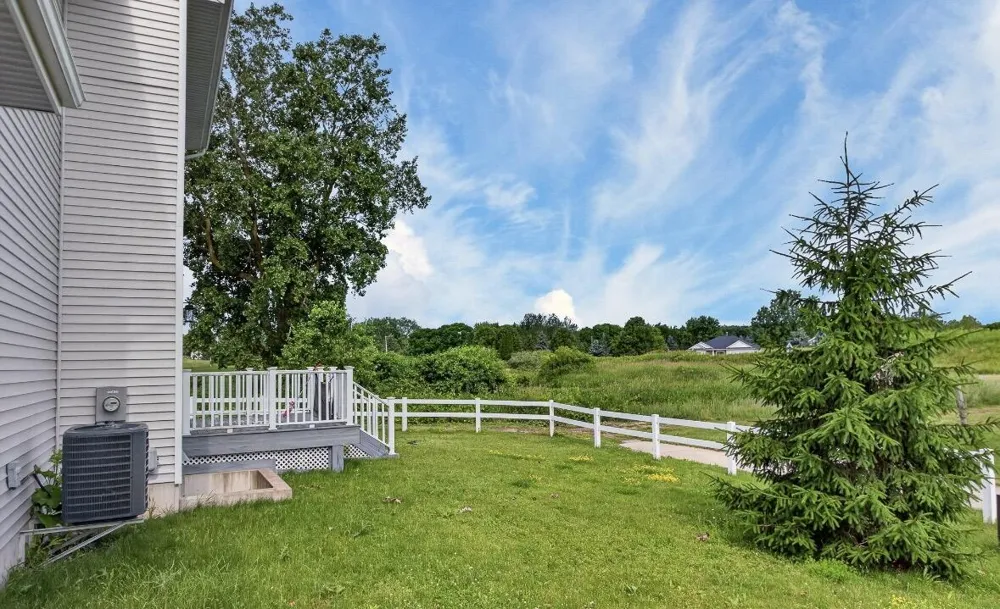 4108 Palomino Drive East Lansing City, MI 48823