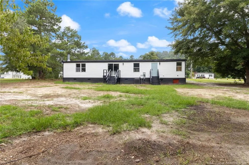 137 Huckabee Street Raeford, NC 28376
