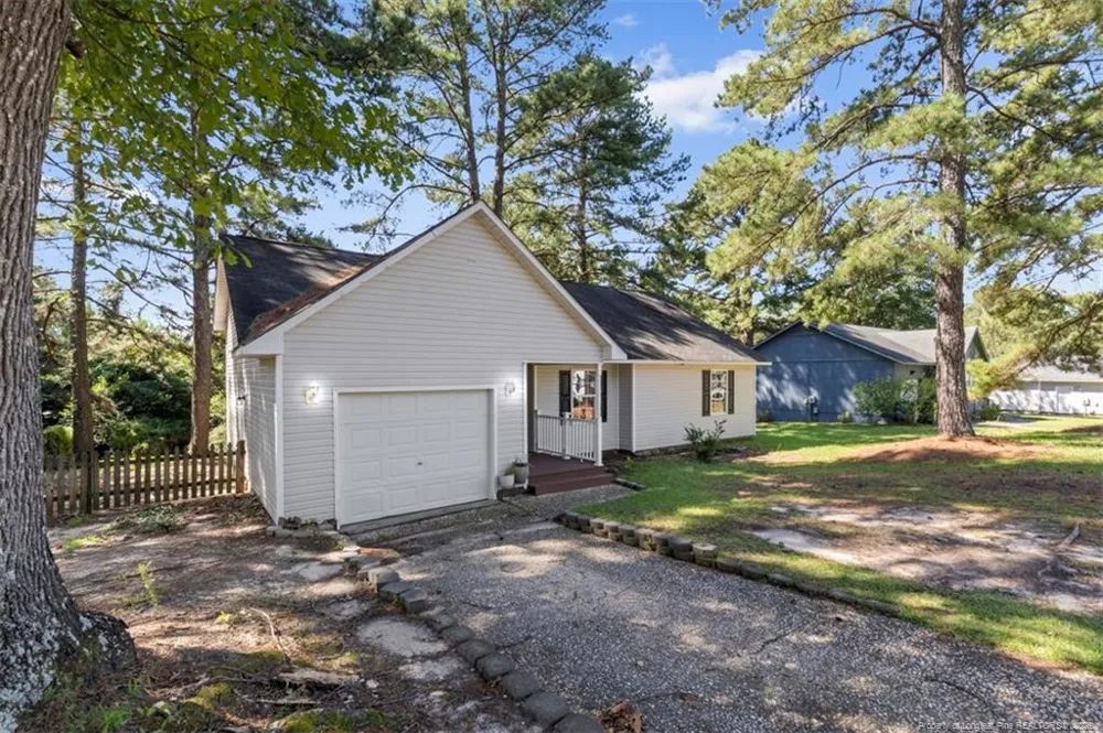 861 Danish Drive Fayetteville, NC 28303