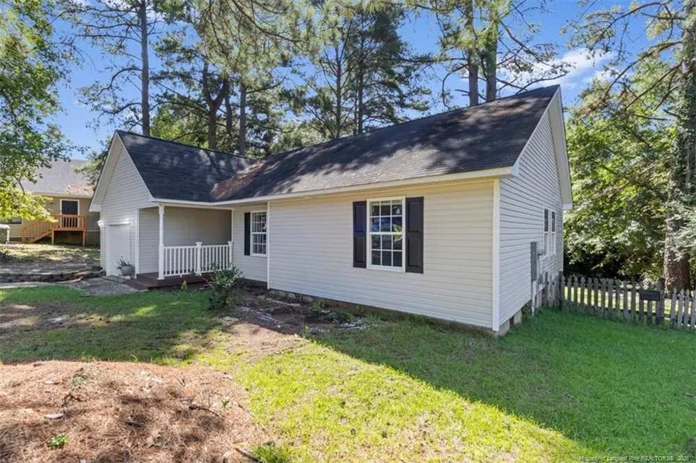 861 Danish Drive Fayetteville, NC 28303