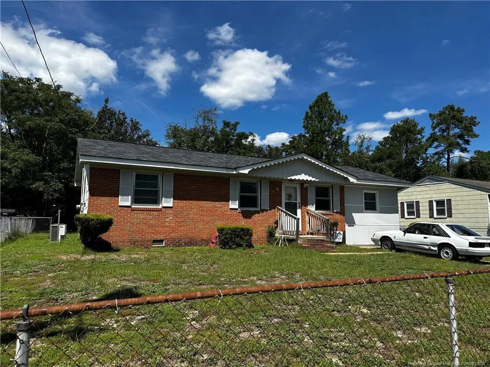 6409 Winthrop Drive Fayetteville, NC 28311
