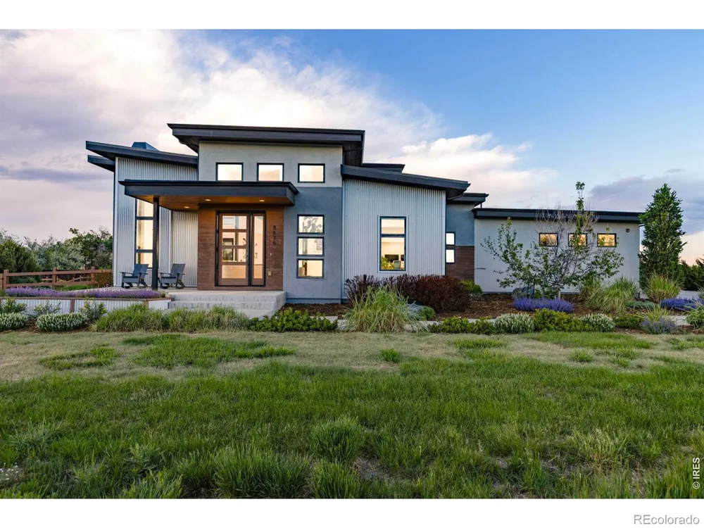 8675 Summerlin Place Longmont, CO 80503