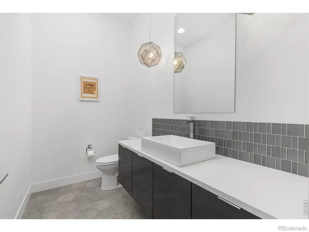 8675 Summerlin Place Longmont, CO 80503