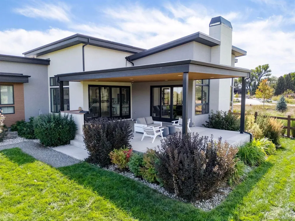 8675 Summerlin Place Longmont, CO 80503