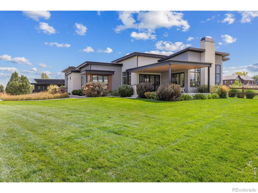 8675 Summerlin Place Longmont, CO 80503