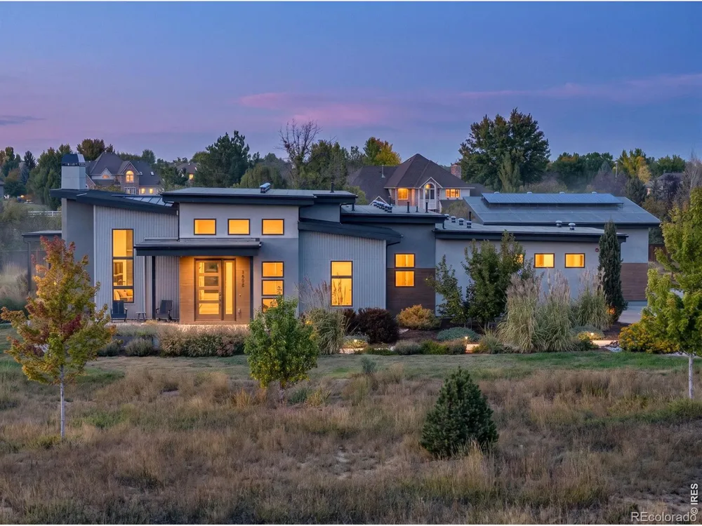 8675 Summerlin Place Longmont, CO 80503