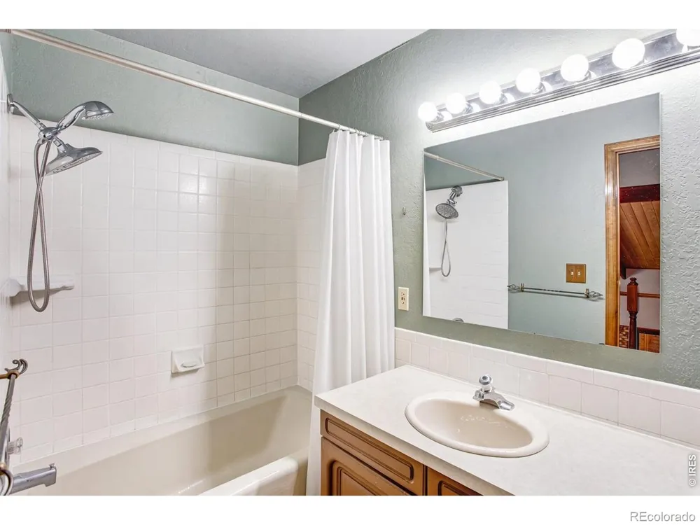 1923 Sauk Hill Road Loveland, CO 80537