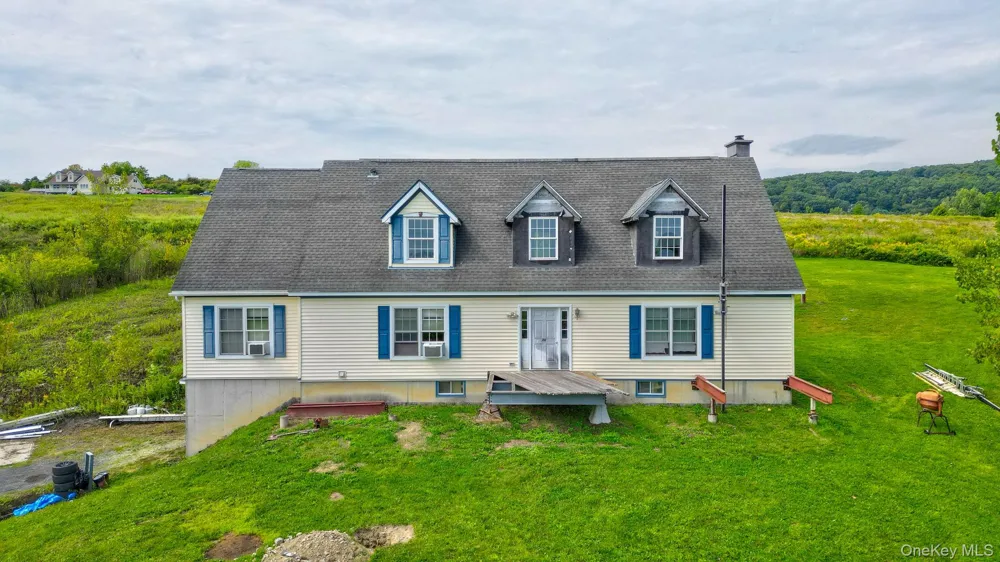 70 Mulberry Lane Milton, NY 12547