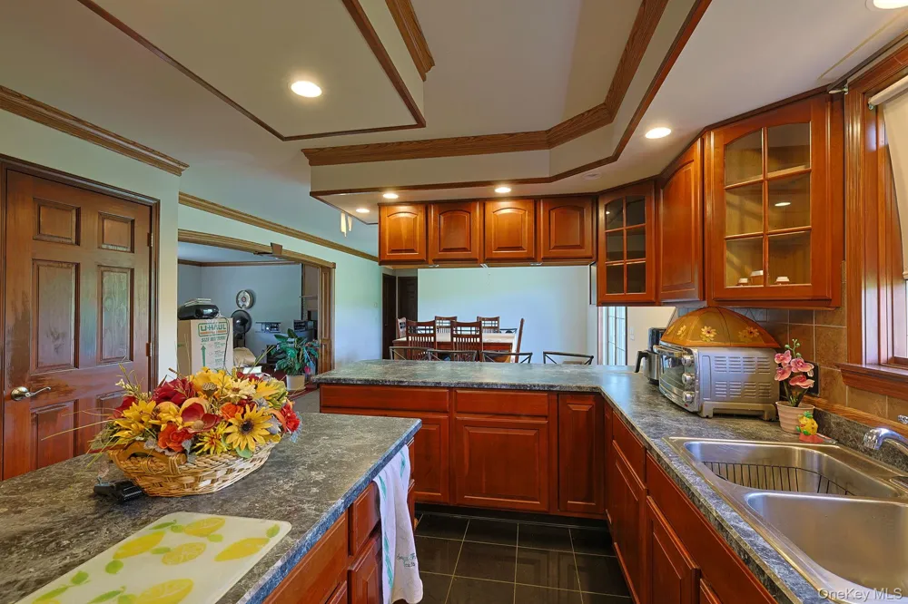 70 Mulberry Lane Milton, NY 12547
