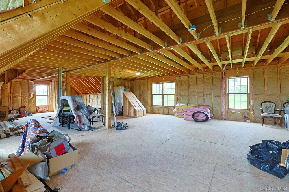 70 Mulberry Lane Milton, NY 12547