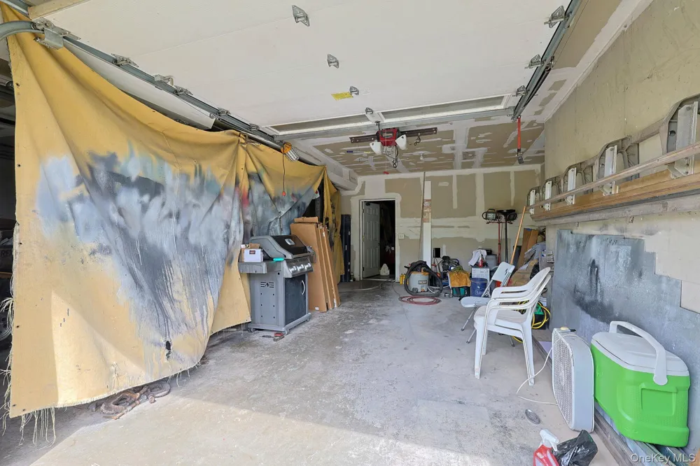 70 Mulberry Lane Milton, NY 12547