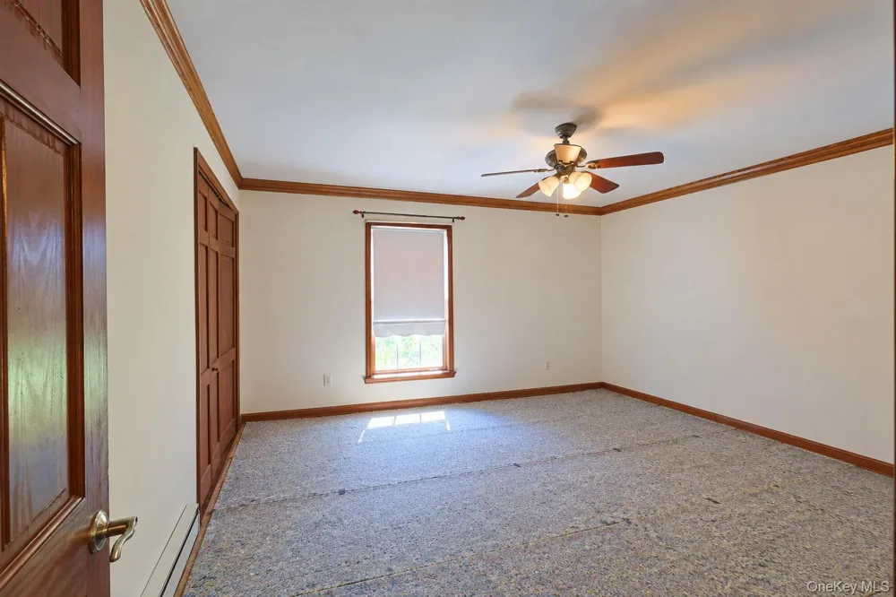 70 Mulberry Lane Milton, NY 12547