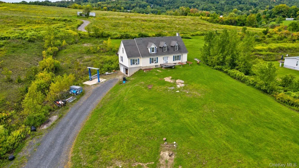 70 Mulberry Lane Milton, NY 12547