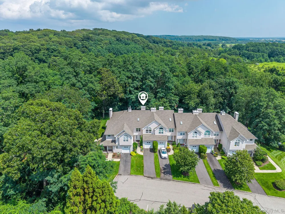 406 Willow Pond Drive Riverhead, NY 11901