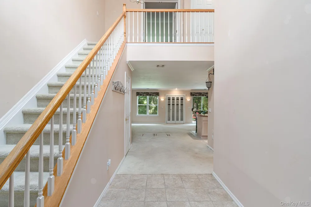 406 Willow Pond Drive Riverhead, NY 11901