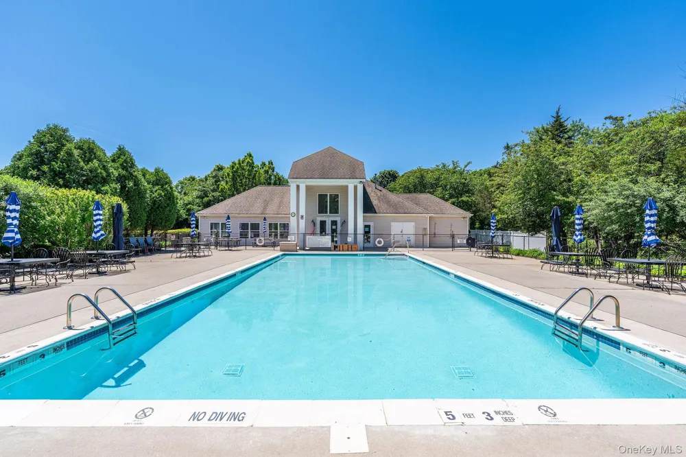 406 Willow Pond Drive Riverhead, NY 11901