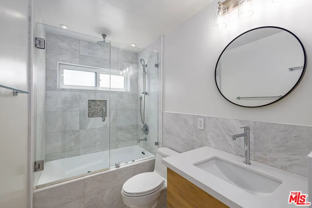 2442 S Coast Highway #8 Laguna Beach, CA 92651