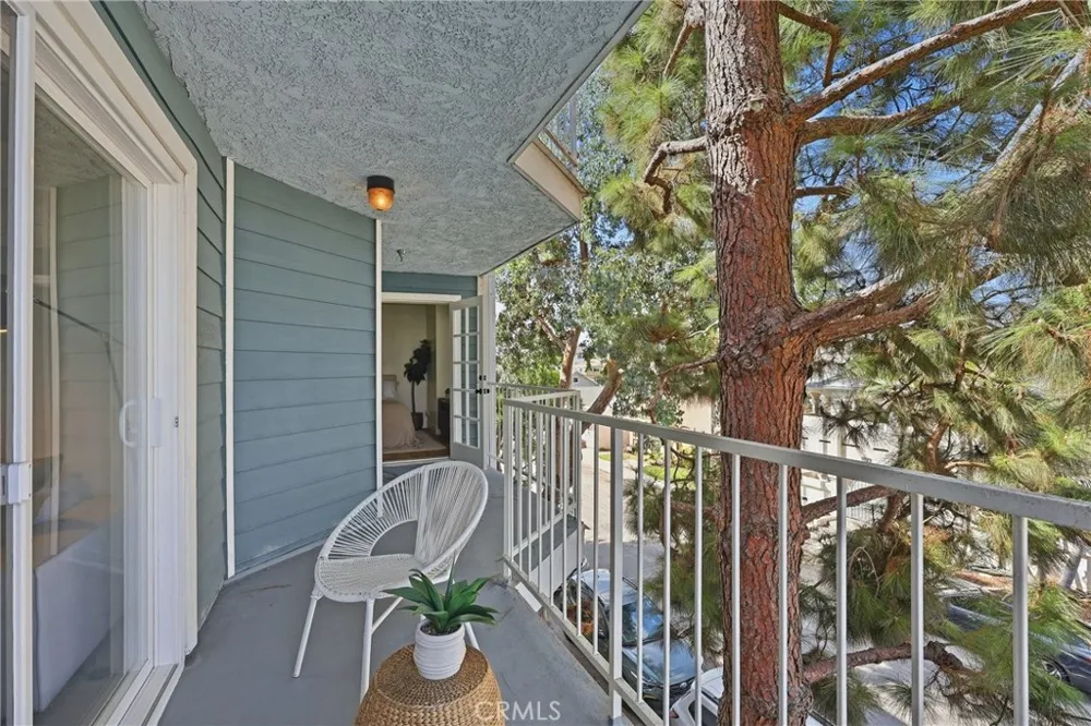 1100 Euclid Long Beach, CA 90804