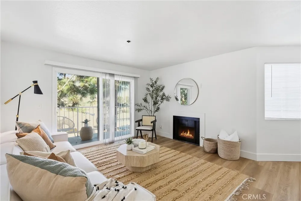 1100 Euclid Long Beach, CA 90804