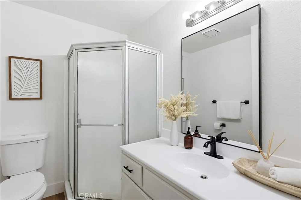 1100 Euclid Long Beach, CA 90804