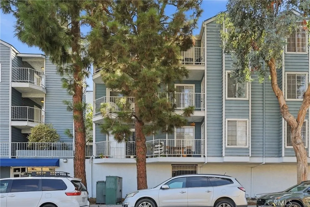 1100 Euclid Long Beach, CA 90804