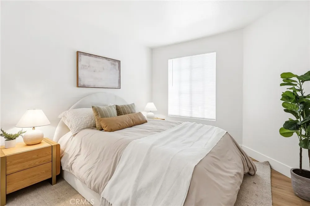 1100 Euclid Long Beach, CA 90804