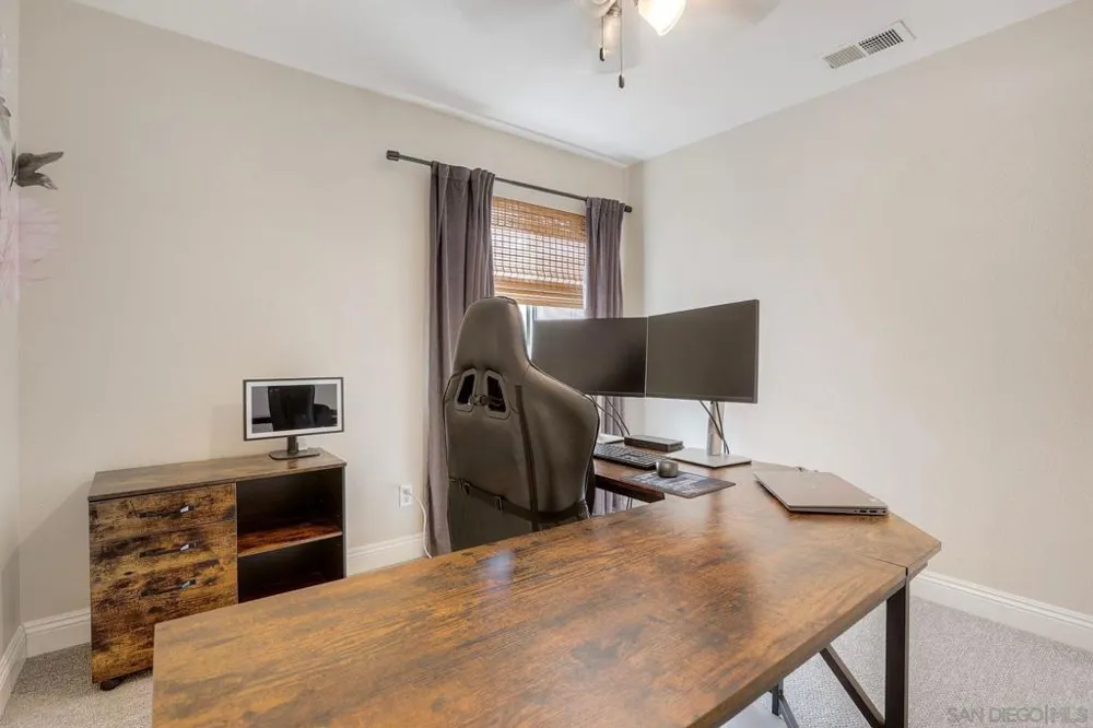 42066 Chestnut Temecula, CA 92591