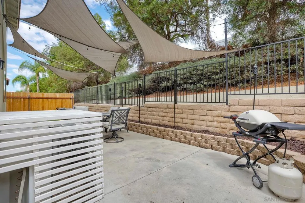42066 Chestnut Temecula, CA 92591