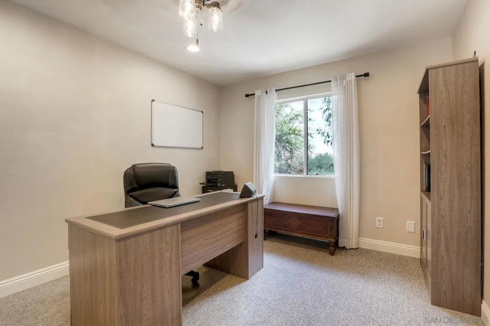 42066 Chestnut Temecula, CA 92591