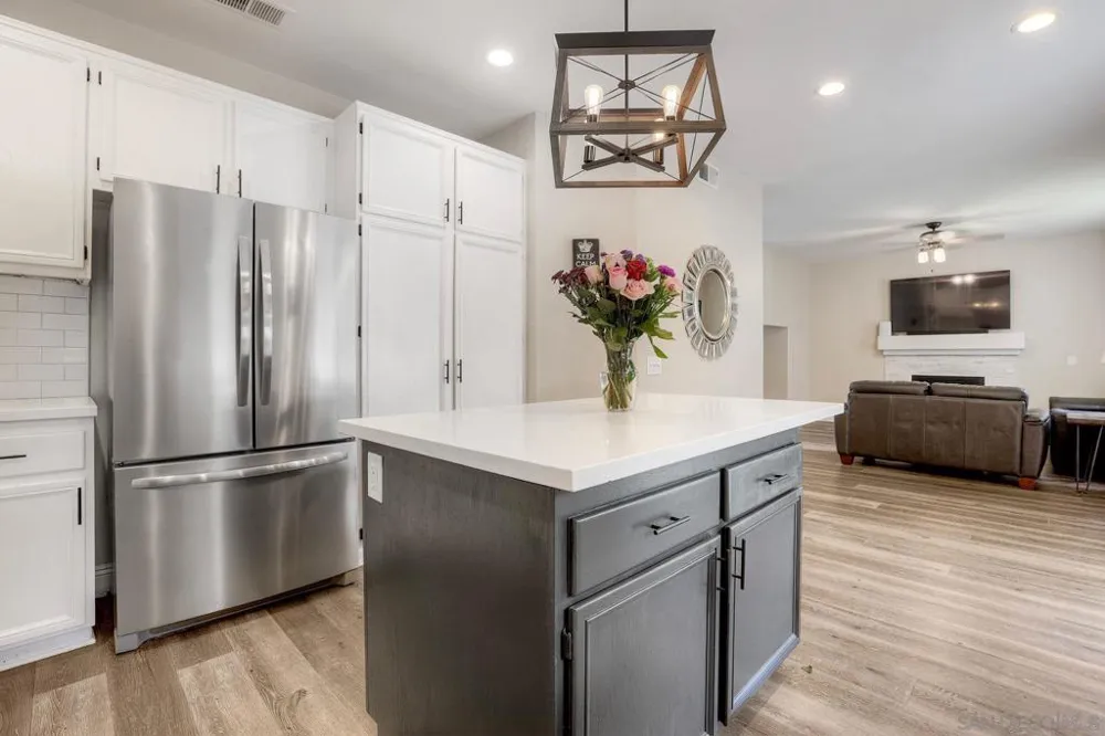 42066 Chestnut Temecula, CA 92591