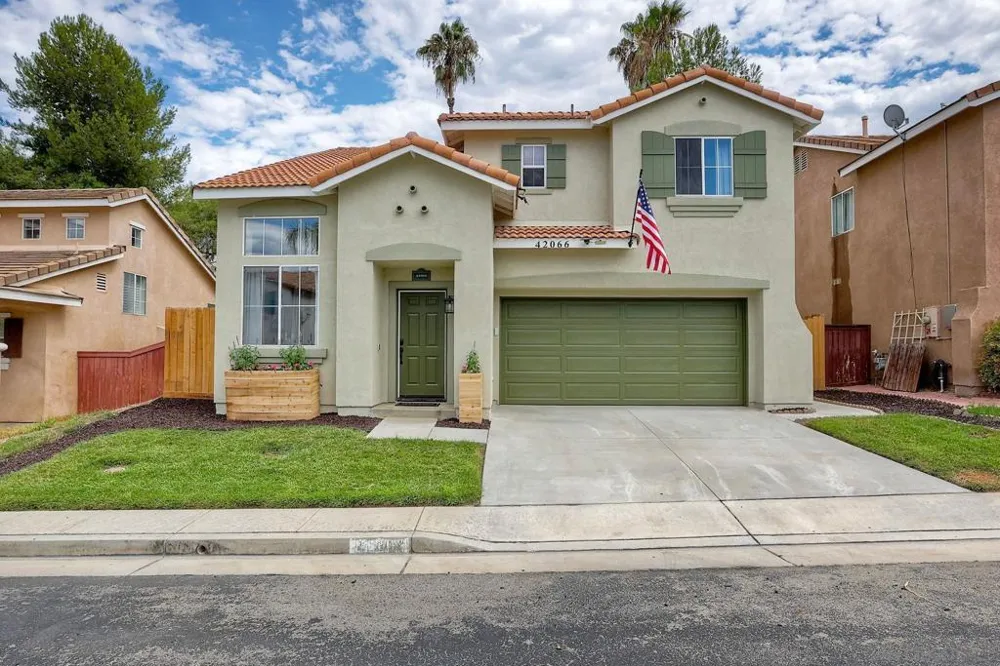 42066 Chestnut Temecula, CA 92591