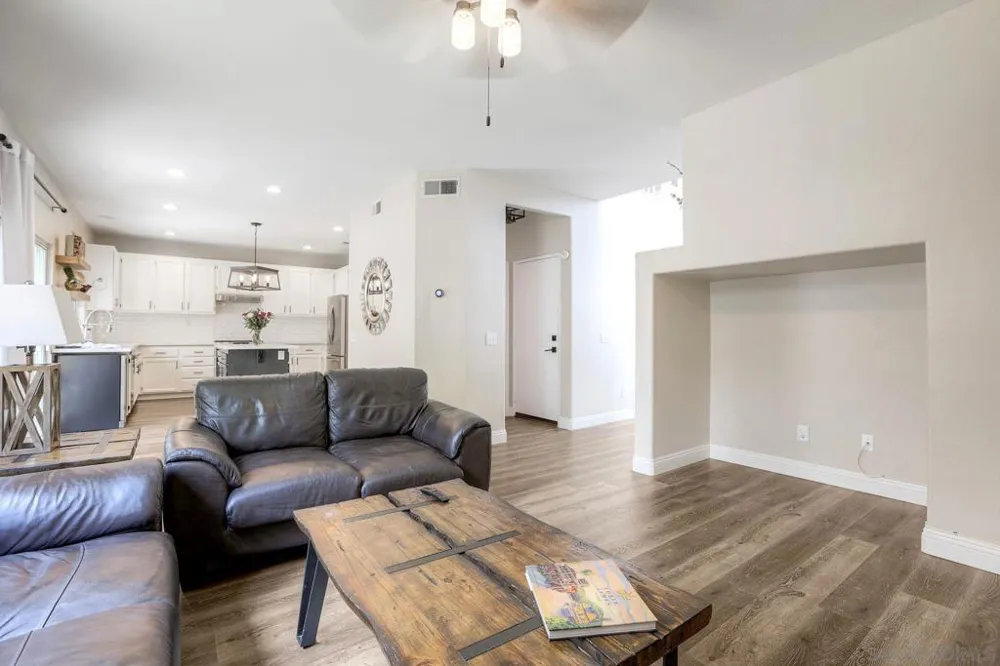 42066 Chestnut Temecula, CA 92591