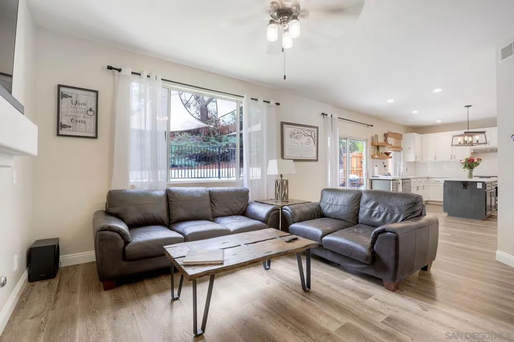 42066 Chestnut Temecula, CA 92591